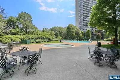 4 Horizon Road 1027 #1027, Fort Lee, NJ 07024 - Photo 24