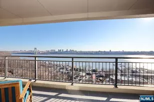 4 Horizon Road 1027, Fort Lee, NJ 07024 - Photo 4