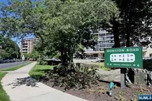 4 Horizon Road 1027, Fort Lee, NJ 07024 - Photo 28