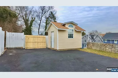 234 Holmes Street, Belleville, NJ 07109 - Photo 36