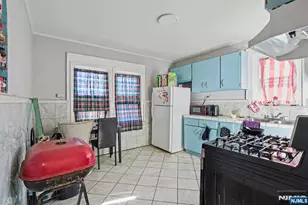 15-17 Valley St, Newark, NJ 07106 - Photo 14