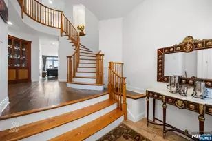 29 Victoria Pl, Fort Lee, NJ 07024 - Photo 16