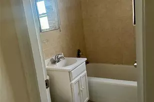 3001 Edwin Ave 2E, Fort Lee, NJ 07024 - Photo 4