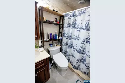 117 Monroe Avenue, River Edge, NJ 07661 - Photo 8