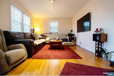 117 Monroe Avenue, River Edge, NJ 07661 - Photo 2