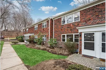 121 Regency Park, Ramsey, NJ 07446 - Photo 20