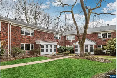 121 Regency Park, Ramsey, NJ 07446 - Photo 18