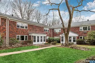 121 Regency Park, Ramsey, NJ 07446 - Photo 18