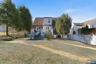 597 Penn Ave, Teaneck Township, NJ 07666 - Photo 20