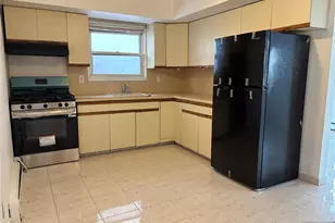 238 Clark Terrace 2nd Floor, Cliffside Park, NJ 07010 - Photo 6