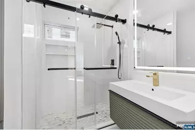 159 2nd Avenue, Hawthorne, NJ 07506 - Photo 10