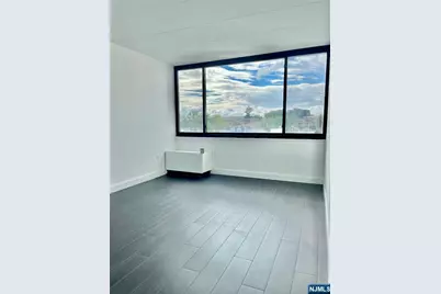 464 Gorge Road 5H #5H, Cliffside Park, NJ 07010 - Photo 6