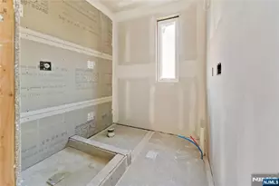 330 69th St, Guttenberg, NJ 07093 - Photo 24