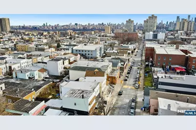 330 69th Street, Guttenberg, NJ 07093 - Photo 30