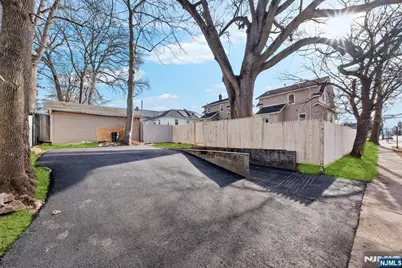 94 Madison Avenue, Dumont, NJ 07628 - Photo 34