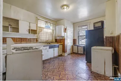 199 Hollywood Avenue, East Orange, NJ 07018 - Photo 20
