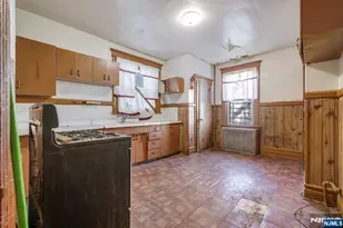 199 Hollywood Ave, East Orange, NJ 07018 - Photo 14