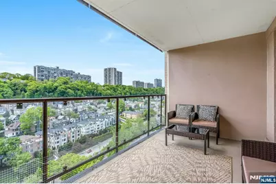 1203 River Road 21A #21A, Edgewater, NJ 07020 - Photo 6