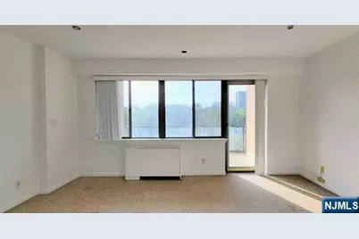 1203 River Road 21A #21A, Edgewater, NJ 07020 - Photo 4