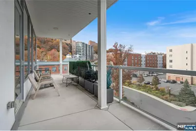 3 Somerset Lane 415 #415, Edgewater, NJ 07020 - Photo 12