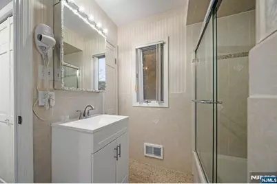 816 Morton Street, East Rutherford, NJ 07073 - Photo 12