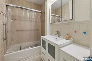 100 Palisade Ave D12, Englewood, NJ 07631 - Photo 12