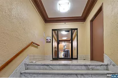 100 Palisade Avenue D12 #D12, Englewood, NJ 07631 - Photo 10