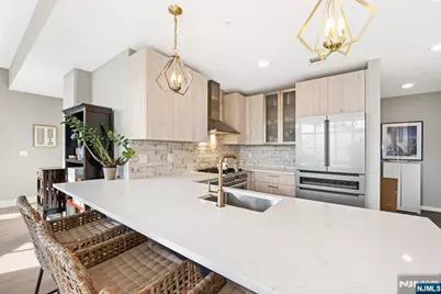 711 1st Street 202 #202, Hoboken, NJ 07030 - Photo 16