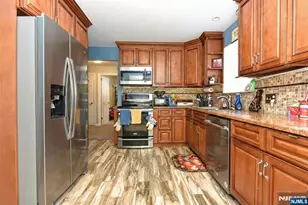 260 W Allendale Ave, Allendale, NJ 07401 - Photo 10