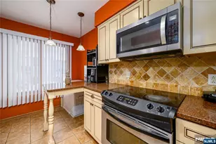 900 Valley Road D010, Clifton, NJ 07013 - Photo 6