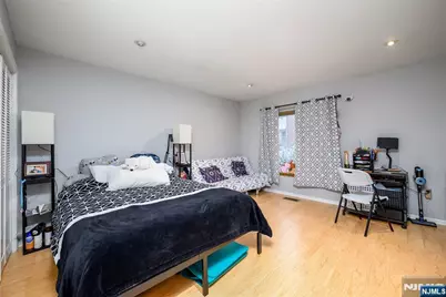 900 Valley Road D010 #D010, Clifton, NJ 07013 - Photo 8