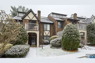 900 Valley Road D010 #D010, Clifton, NJ 07013 - Photo 16