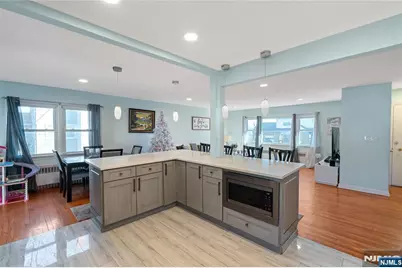 36 Vivyen Street, Bergenfield, NJ 07621 - Photo 10