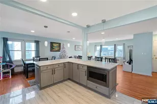 36 Vivyen St, Bergenfield, NJ 07621 - Photo 10