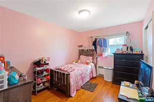 36 Vivyen St, Bergenfield, NJ 07621 - Photo 18