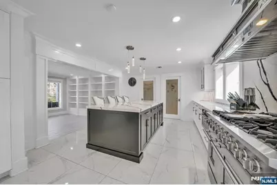 315 Freemans Lane, Franklin Lakes, NJ 07417 - Photo 10