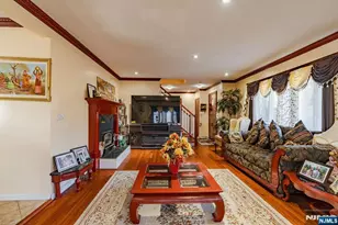 64 Century Rd, Paramus, NJ 07652 - Photo 6