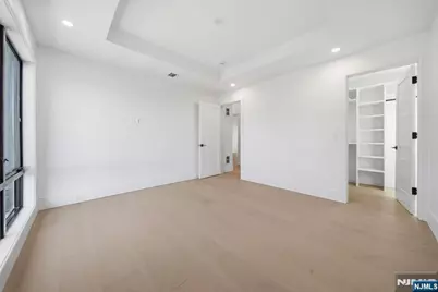 117 Henry Street, Palisades Park, NJ 07650 - Photo 32