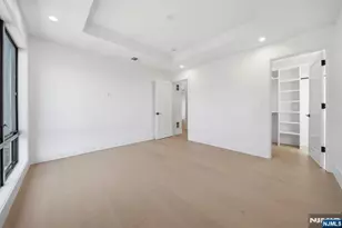 117 Henry St, Palisades Park, NJ 07650 - Photo 32