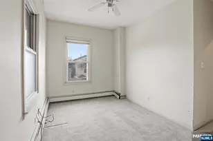 209 Hamilton St, Harrison, NJ 07029 - Photo 14