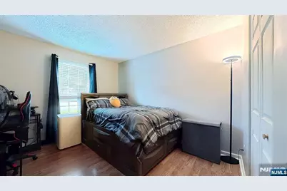 366 Cottonwood Way, Mahwah, NJ 07430 - Photo 26