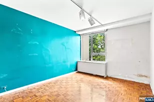 1 Horizon G2, Fort Lee, NJ 07024 - Photo 12