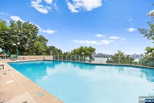 1 Horizon G2, Fort Lee, NJ 07024 - Photo 24