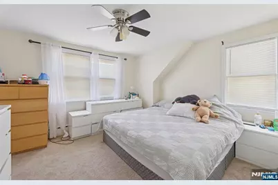 124 Lee Street, Elmwood Park, NJ 07407 - Photo 42