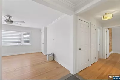124 Lee Street, Elmwood Park, NJ 07407 - Photo 22