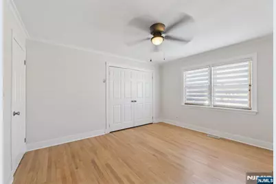 124 Lee Street, Elmwood Park, NJ 07407 - Photo 28