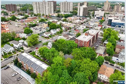 1602 Center Avenue B #B, Fort Lee, NJ 07024 - Photo 32