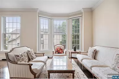 1602 Center Avenue B #B, Fort Lee, NJ 07024 - Photo 6