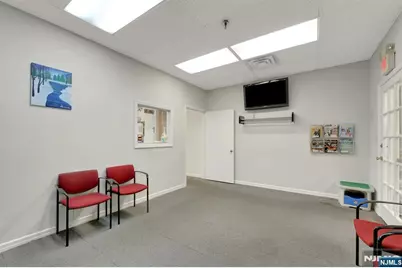 1033 Clifton Avenue 211 #211, Clifton, NJ 07013 - Photo 10