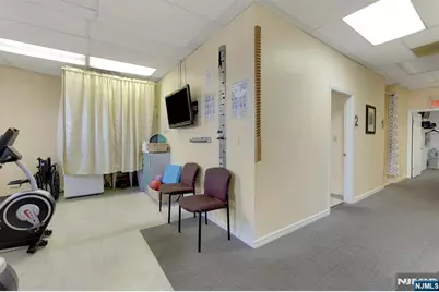 1033 Clifton Avenue 211 #211, Clifton, NJ 07013 - Photo 20